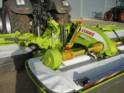Claas Disco 9400C triple mower conditioners
