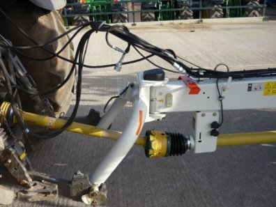 Claas Liner 3600 four rotor rake
