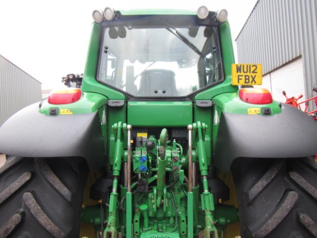 John Deere 6930