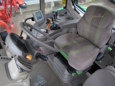 John Deere 6930