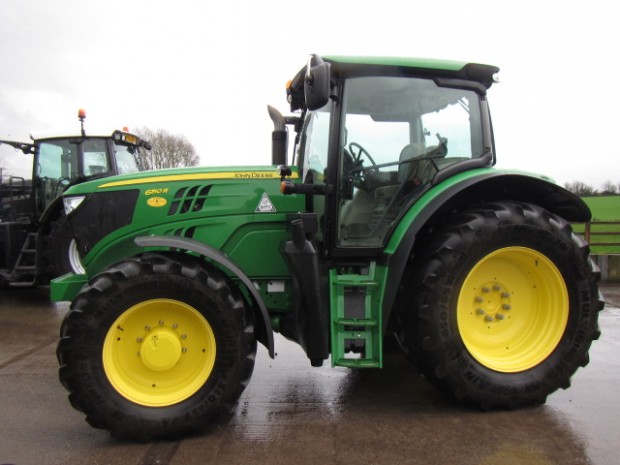 John Deere 6150R