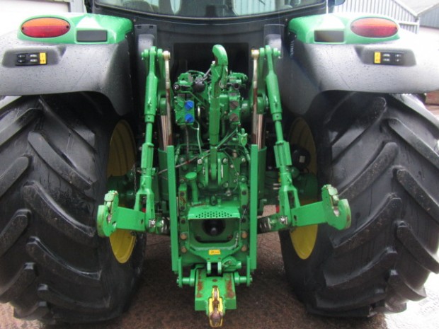 John Deere 6150R
