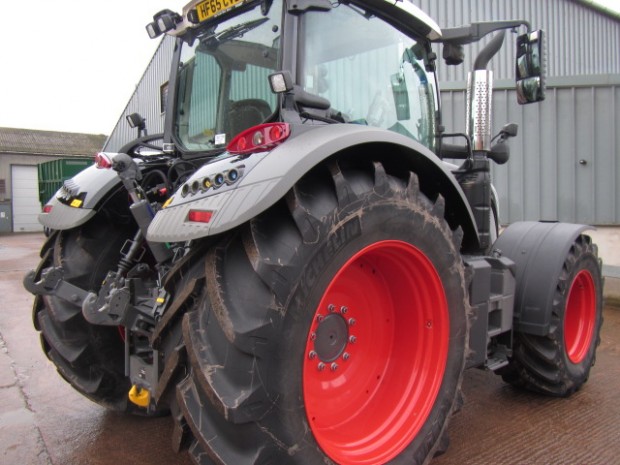 Fendt 724 Profi-Plus