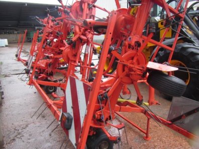 Kuhn GF 7601 MH 8 rotor tedder