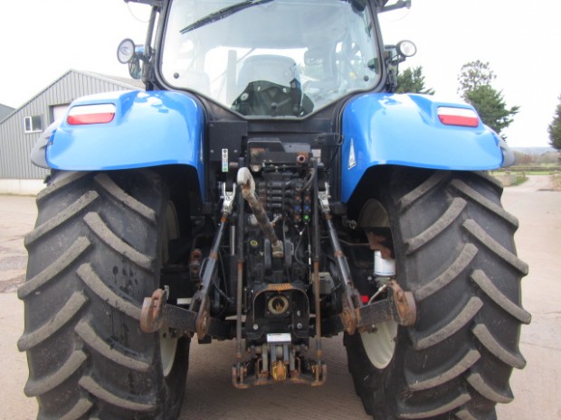 New Holland T7.210
