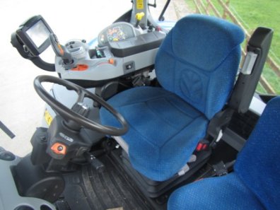 New Holland T7.210