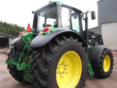John Deere 6930