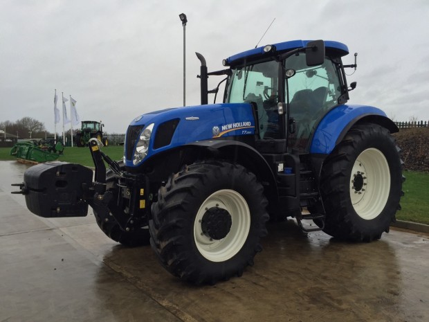 New Holland T7.250