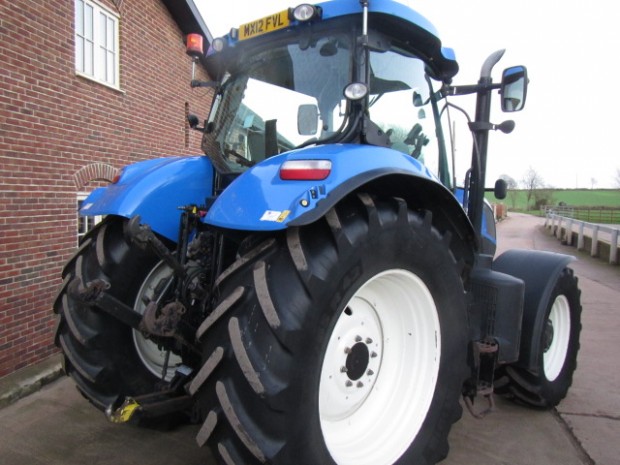 New Holland T7.210