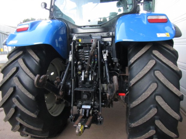 New Holland T7.210
