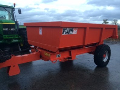 McCauley 6.5 ton dump trailer