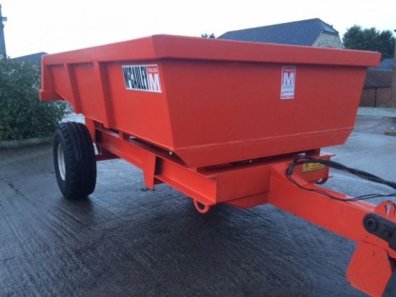 McCauley 6.5 ton dump trailer
