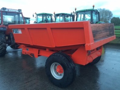 McCauley 6.5 ton dump trailer