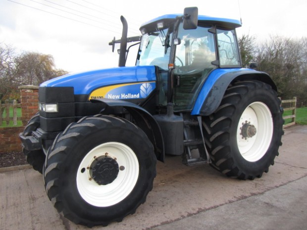 New Holland TM190