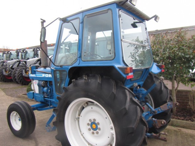 Ford 6610