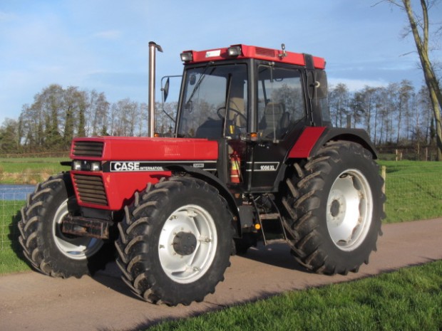 Case 1056 XL
