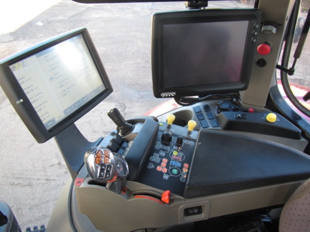 Case CVX 230