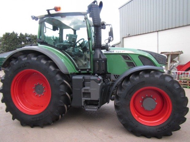 Fendt 724 Profi-Plus
