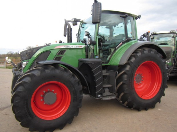 Fendt 724 Profi-Plus