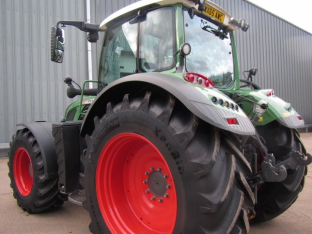 Fendt 724 Profi-Plus