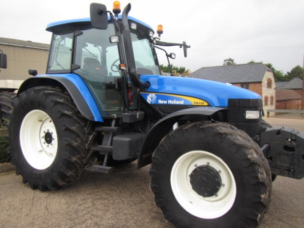 New Holland TM155