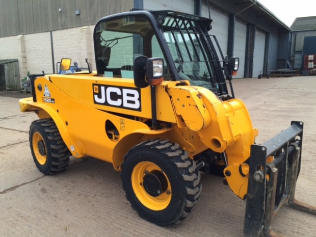JCB 520-40