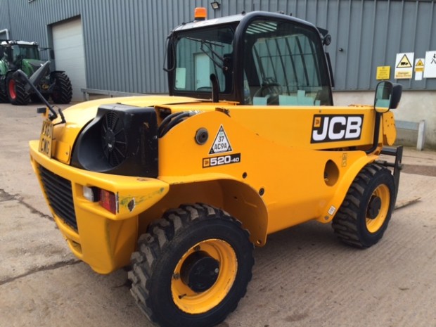 JCB 520-40