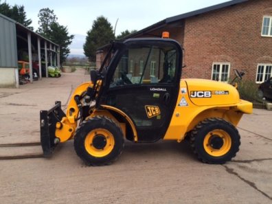 JCB 520-40