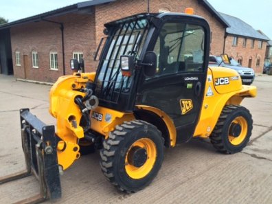 JCB 520-40