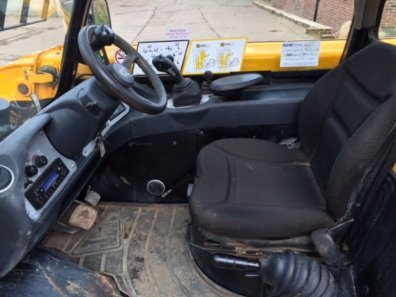 JCB 520-40