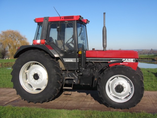 Case 1056XL