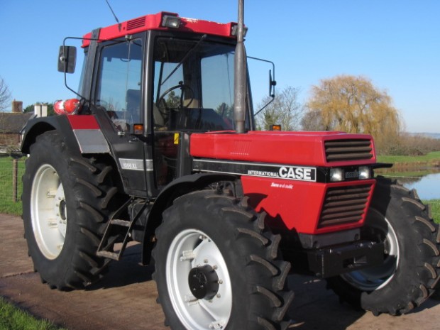 Case 1056XL