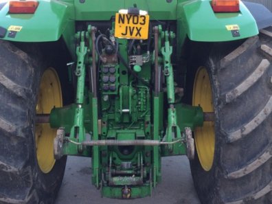 John Deere 7810