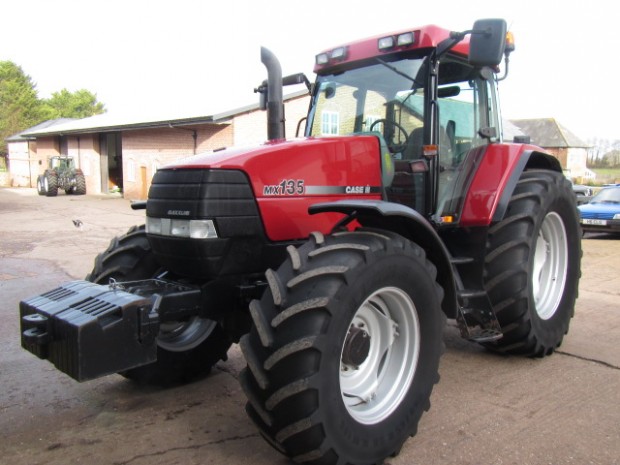 Case MX135
