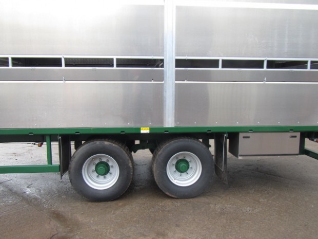 Bailey 27ft livestock trailer