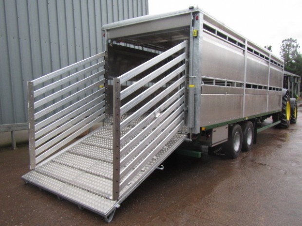 Bailey 27ft livestock trailer