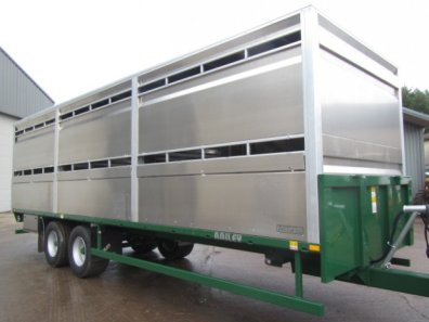 Bailey 27ft livestock trailer
