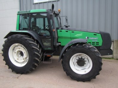 Valtra 8450