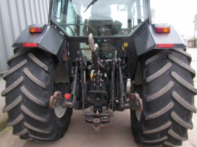 Valtra 8450