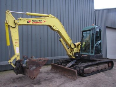 Yanmar VIO75 digger