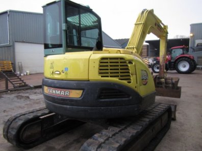 Yanmar VIO75 digger
