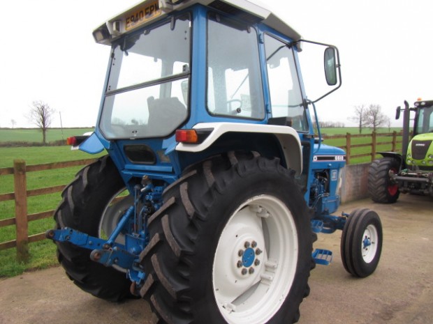 Ford 6610