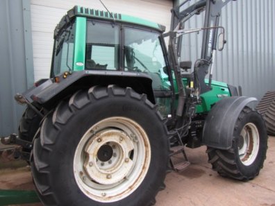 Valtra 8950