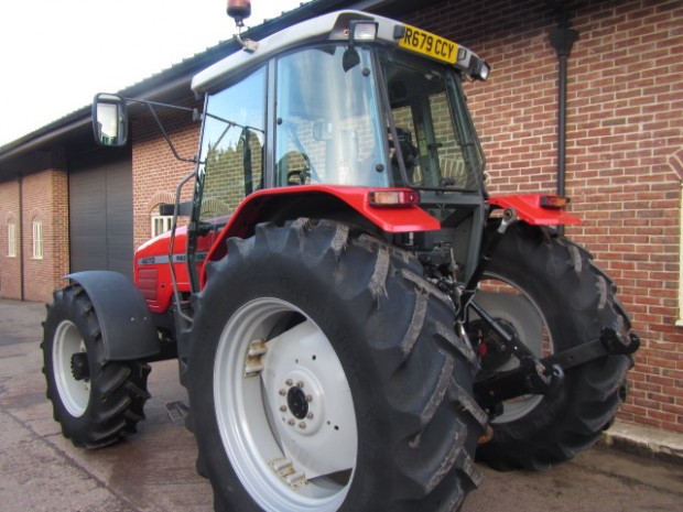 Massey Ferguson 4270