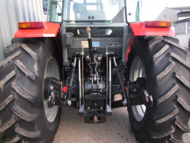Massey Ferguson 4270
