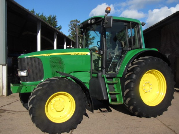 John Deere 6620