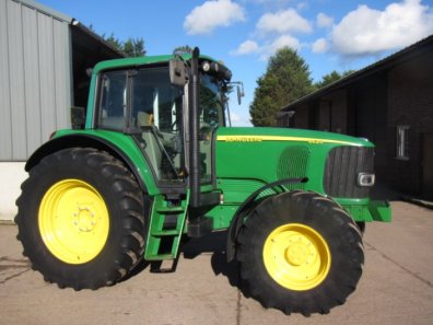 John Deere 6620