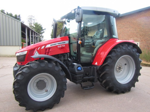 Massey Ferguson 5612
