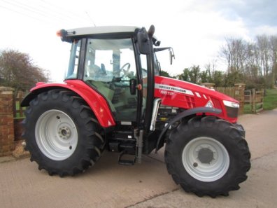 Massey Ferguson 5612