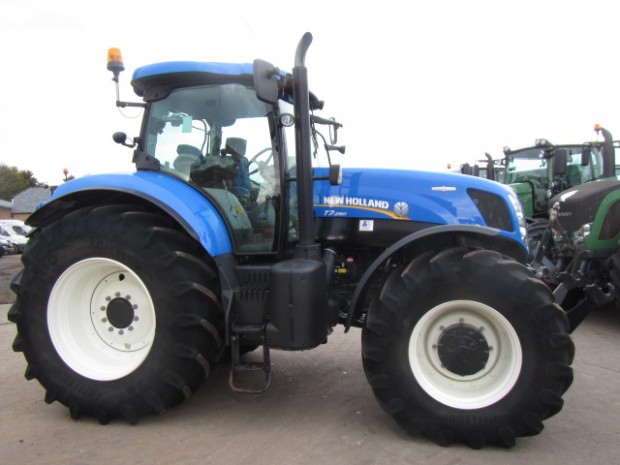 New Holland T7.250